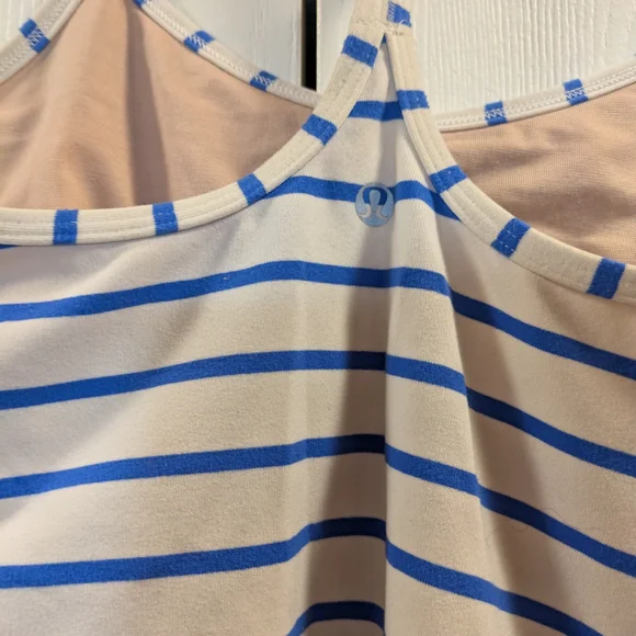 Lululemon Tank With Built In Bra - Picture 3 of 5